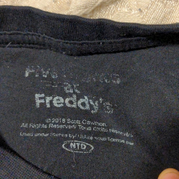 Five nights at Freddy's tshirt - Picture 3 of 3